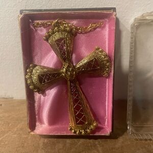 Large Vintage Gold-Tone Cross Pendant Necklace, unique rare never worn